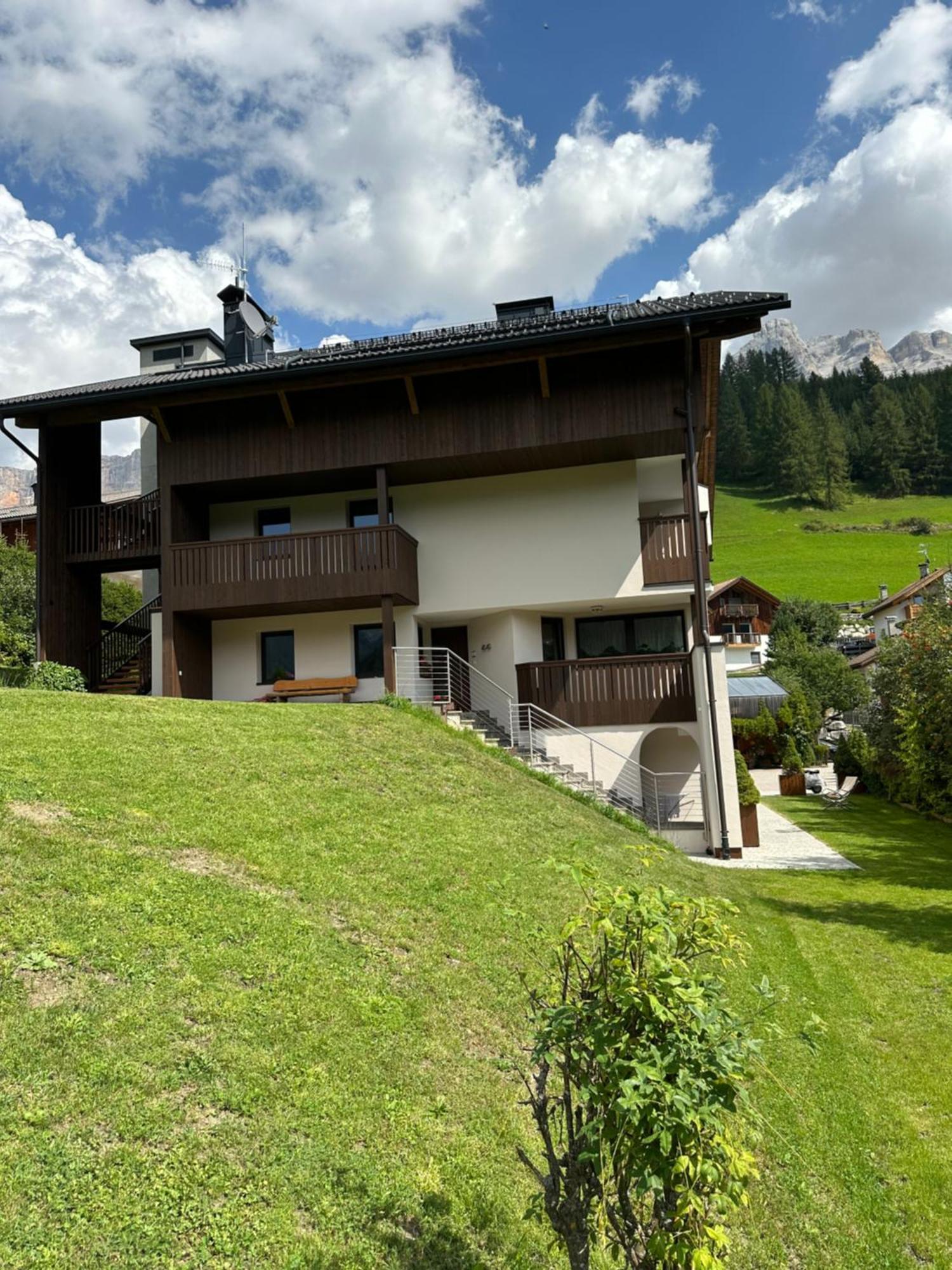 Apartment Ciasa Laoi San Cassiano  Kültér fotó