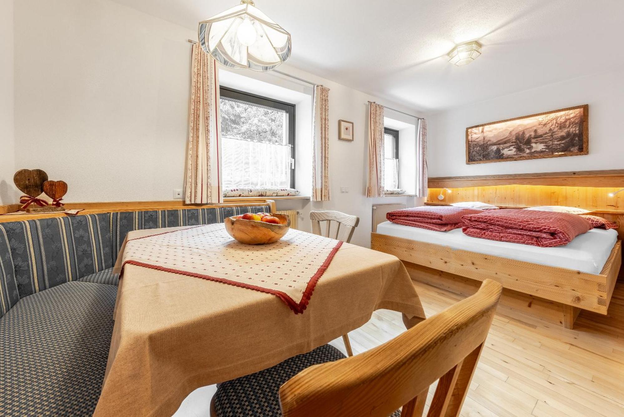Apartment Ciasa Laoi San Cassiano  Kültér fotó
