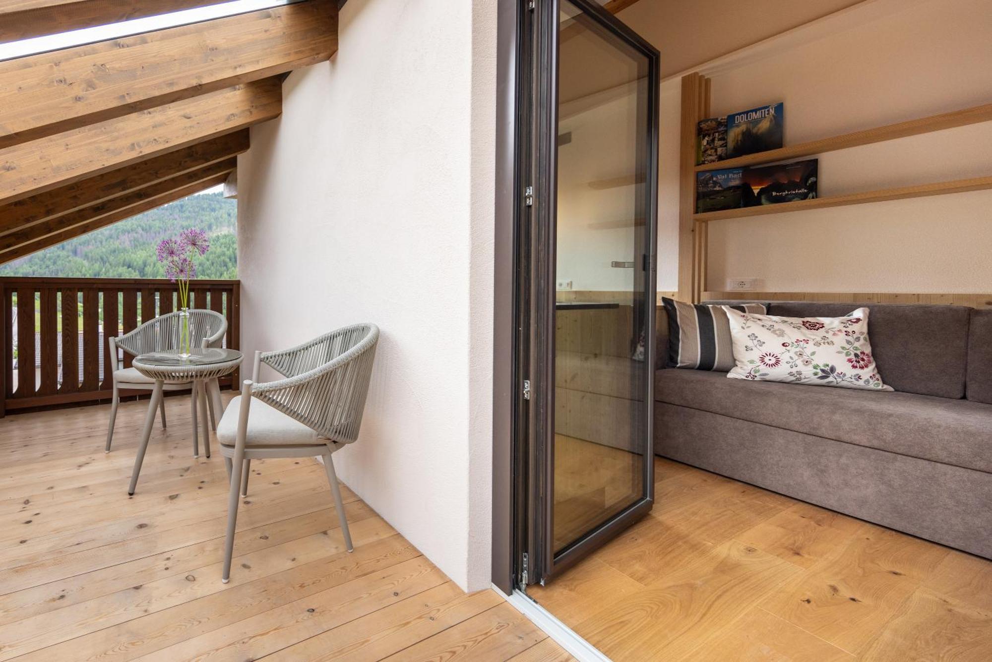 Apartment Ciasa Laoi San Cassiano  Kültér fotó