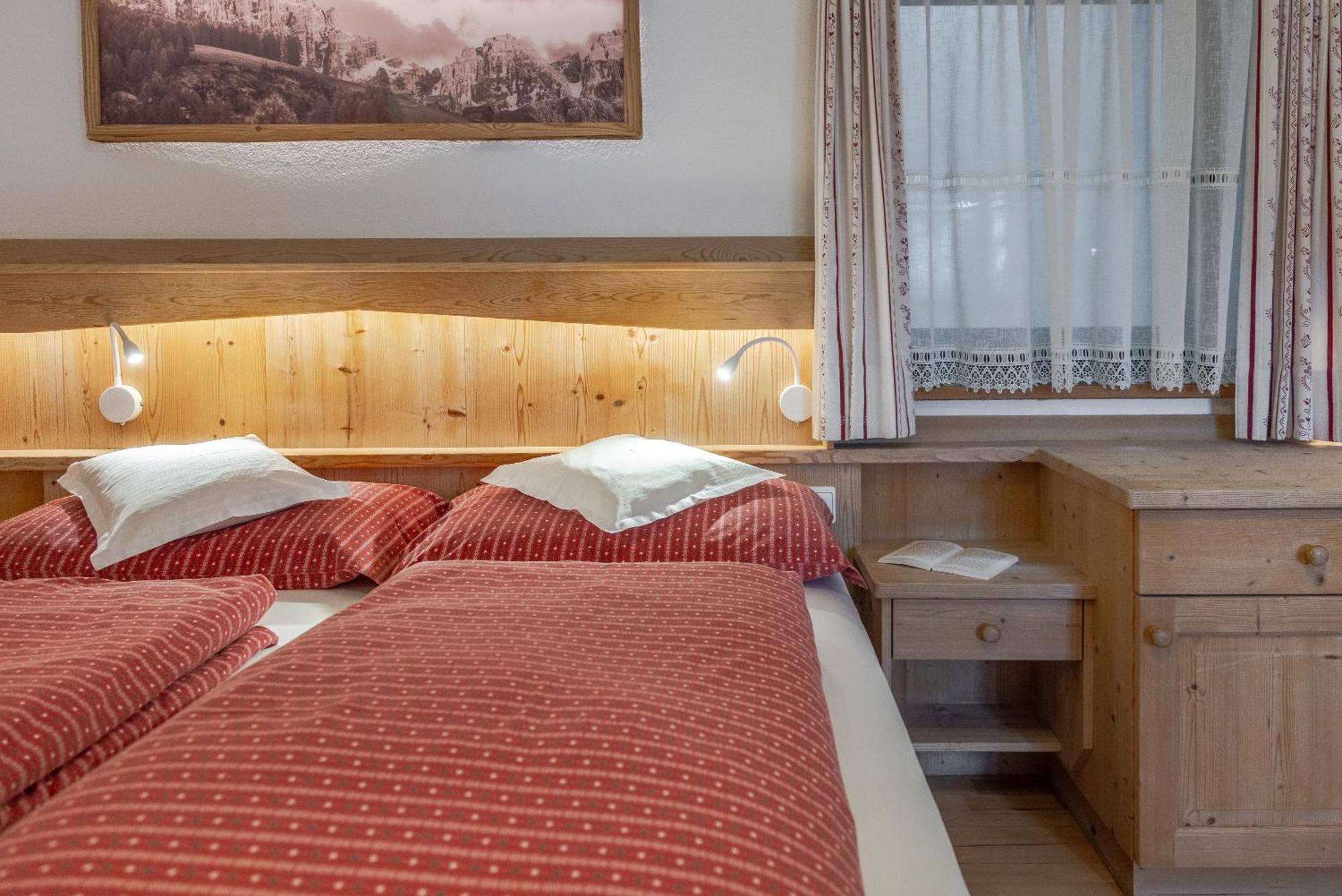 Apartment Ciasa Laoi San Cassiano  Kültér fotó